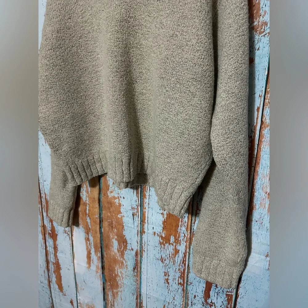 J. Crew Tennis Style V-Neck Sweater 88% Wool